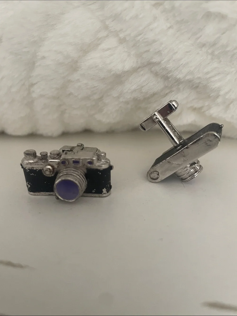 1 inch Camera-Shaped Cufflinks for the photographer in your life.